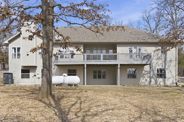 24 Lands End, Kimberling City, MO 65686