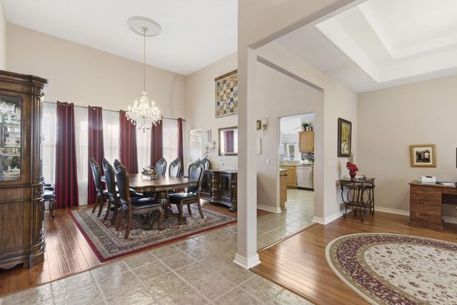 24 Lands End, Kimberling City, MO 65686