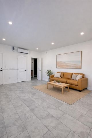 7735 Byron Ave 1, Miami Beach, FL 33141