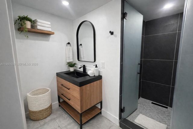 7735 Byron Ave 1, Miami Beach, FL 33141