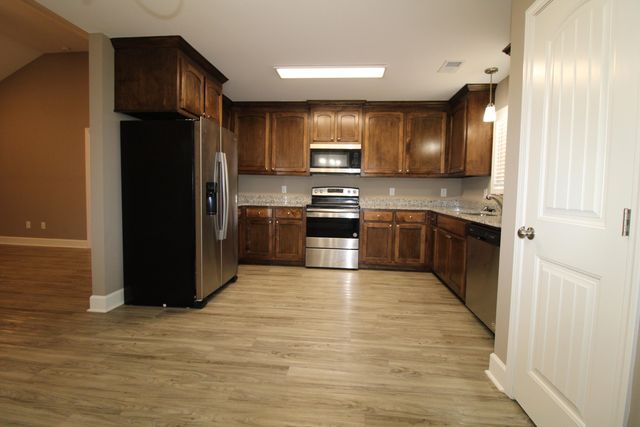 2280 Equinox Avenue, Dalzell, SC 29040