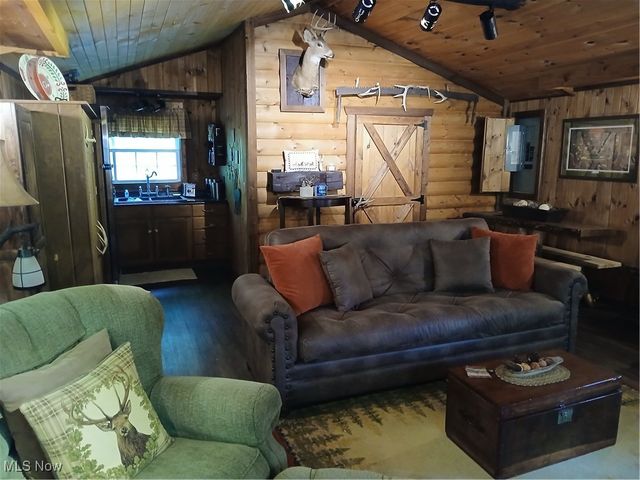 85200 Merryman Road, Cadiz, OH 43907