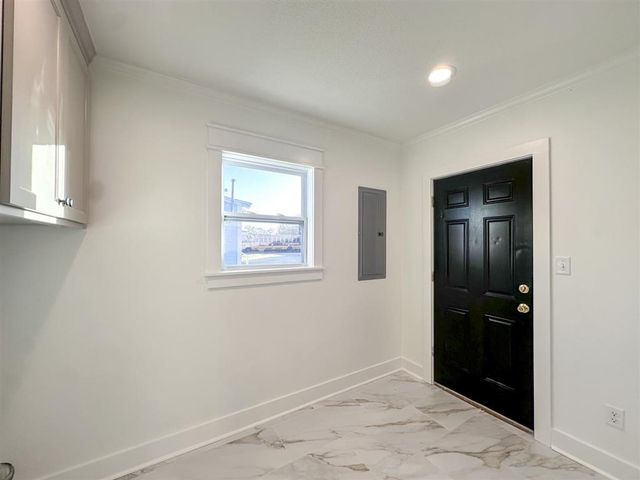 3202 Hodges Street, Lake Charles, LA 70601