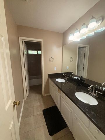 14009 Hollow Canyon Lane, Rosharon, TX 77583