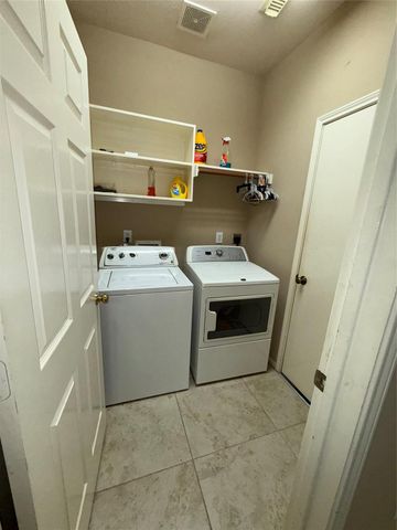 14009 Hollow Canyon Lane, Rosharon, TX 77583