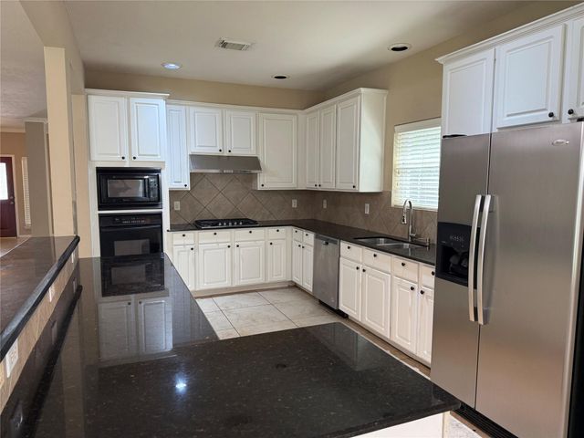 14009 Hollow Canyon Lane, Rosharon, TX 77583