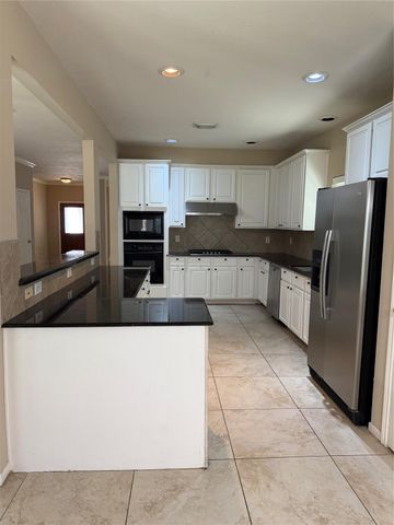 14009 Hollow Canyon Lane, Rosharon, TX 77583