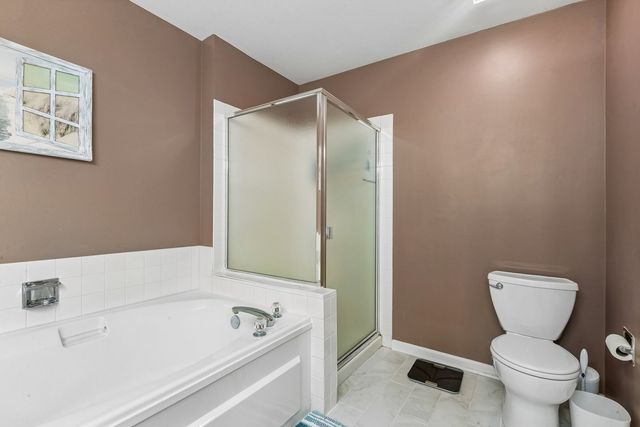 9038 DELPHIA Avenue, Des Plaines, IL 60016
