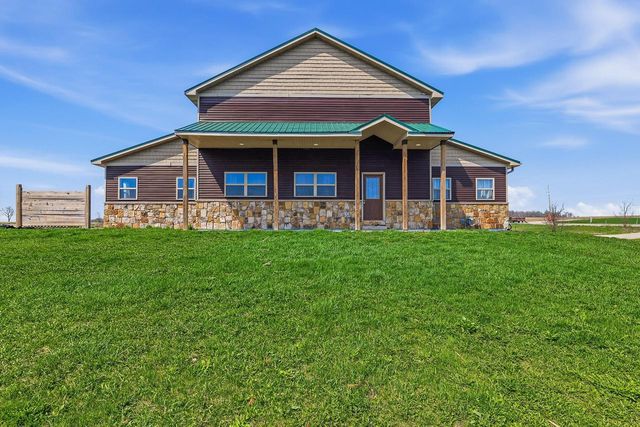W3335 Bauer ROAD, Mayville, WI 53050