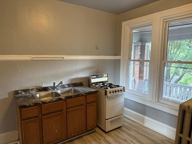 2565 N 40th STREET #2567, Milwaukee, WI 53210