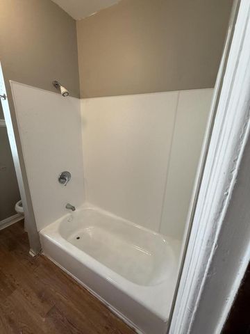 2565 N 40th STREET #2567, Milwaukee, WI 53210