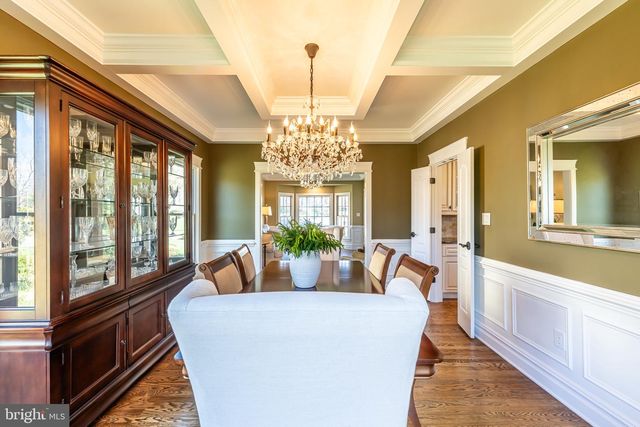 8125 CROOKED OAKS CT, Gainesville, VA 20155
