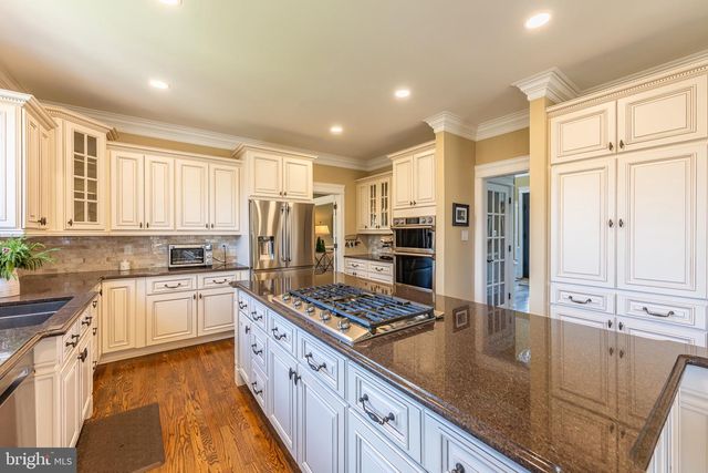 8125 CROOKED OAKS CT, Gainesville, VA 20155