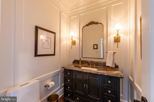 8125 CROOKED OAKS CT, Gainesville, VA 20155