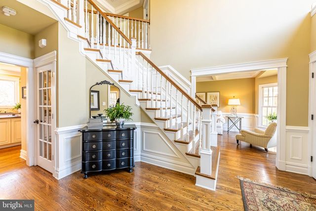 8125 CROOKED OAKS CT, Gainesville, VA 20155