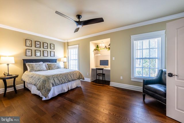 8125 CROOKED OAKS CT, Gainesville, VA 20155
