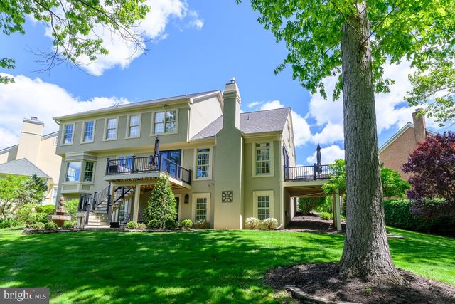 8125 CROOKED OAKS CT, Gainesville, VA 20155
