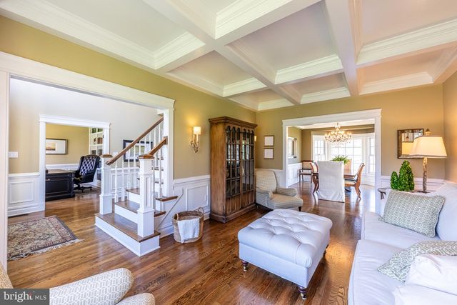8125 CROOKED OAKS CT, Gainesville, VA 20155