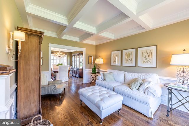 8125 CROOKED OAKS CT, Gainesville, VA 20155