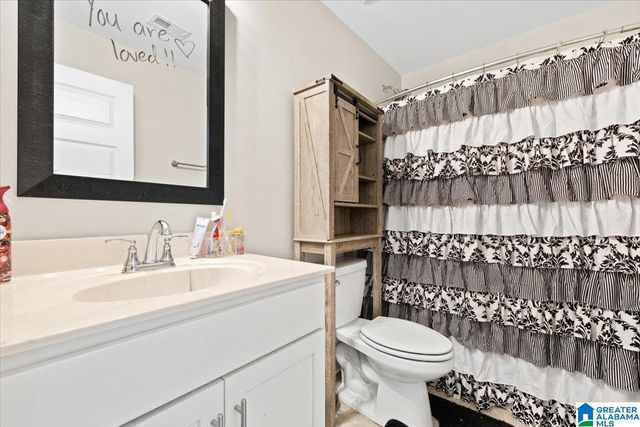 984 KNOBLOCH LANE, Moody, AL 35004