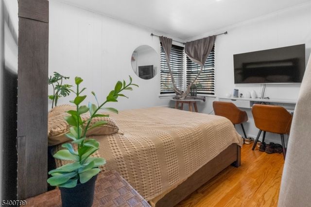 163 Grove St, Lodi Boro, NJ 07644