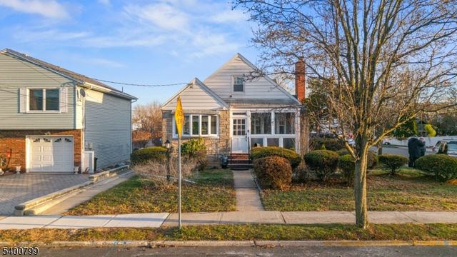 163 Grove St, Lodi Boro, NJ 07644