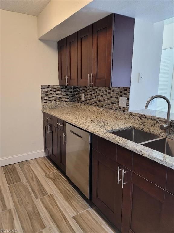190 Santa Clara DR 190-4, NAPLES, FL 34104 — photo 4