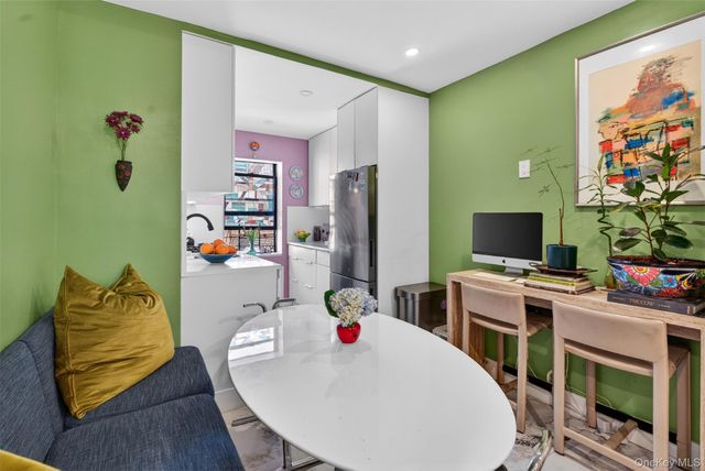 10325 68th Avenue 5K, Forest Hills, NY 11375