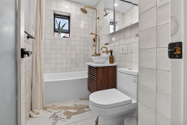 10325 68th Avenue 5K, Forest Hills, NY 11375