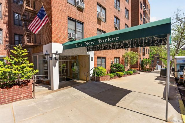 10325 68th Avenue 5K, Forest Hills, NY 11375