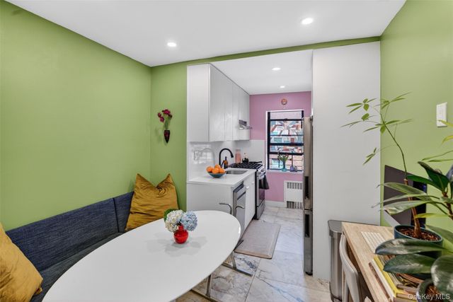 10325 68th Avenue 5K, Forest Hills, NY 11375