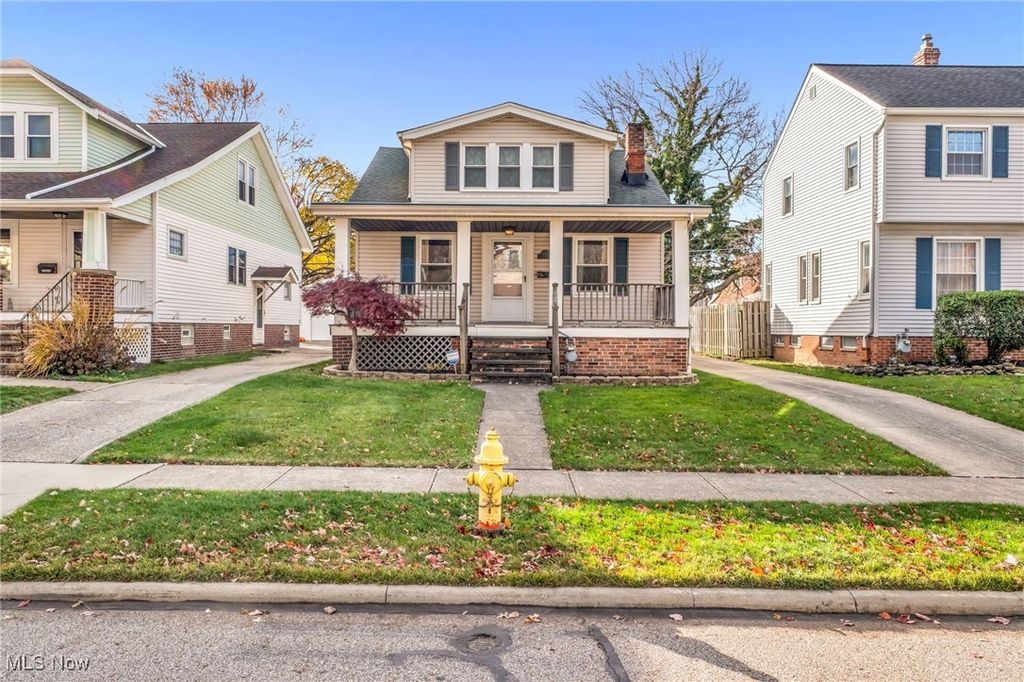 6907 Orchard Avenue, Parma, OH 44129