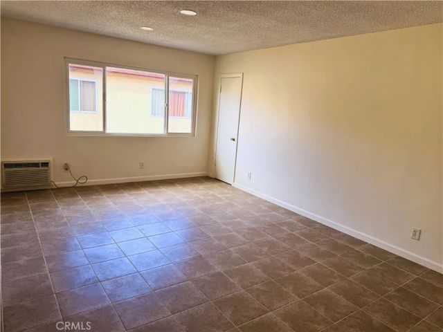 11118 Newville Ave E, Downey, CA 90241