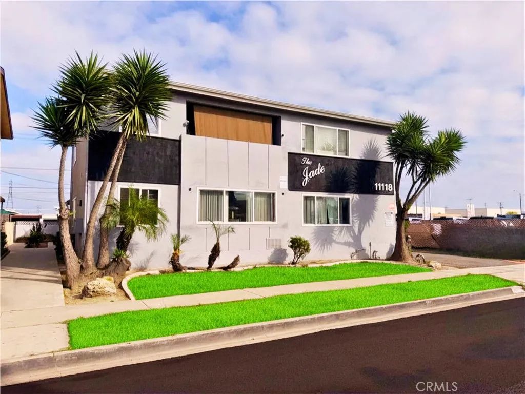 11118 Newville Ave E, Downey, CA 90241