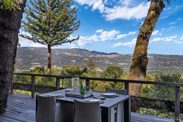 2395 Sobre Vista Rd, Sonoma, CA 95476