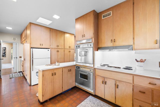 2395 Sobre Vista Rd, Sonoma, CA 95476