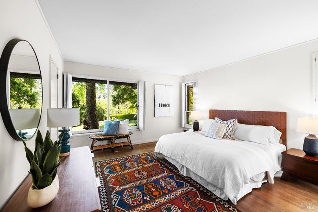 2395 Sobre Vista Rd, Sonoma, CA 95476