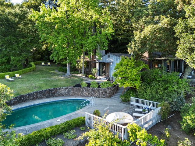 2395 Sobre Vista Rd, Sonoma, CA 95476