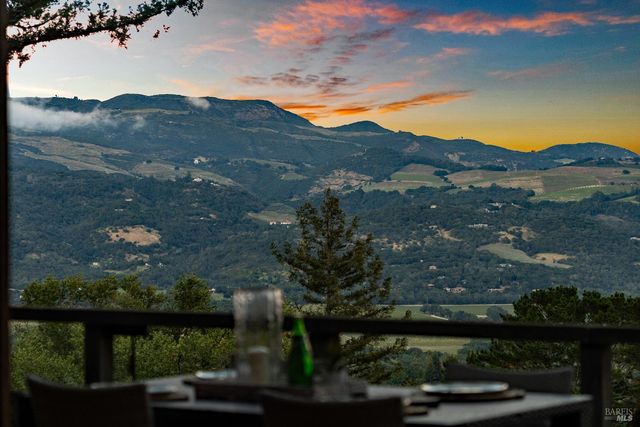 2395 Sobre Vista Rd, Sonoma, CA 95476