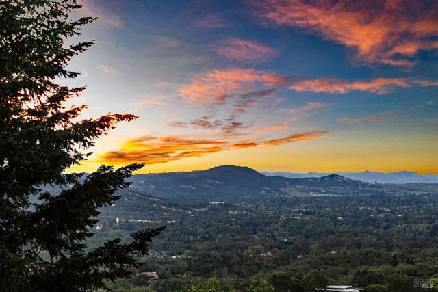 2395 Sobre Vista Rd, Sonoma, CA 95476