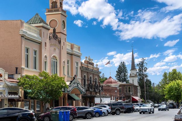 2395 Sobre Vista Rd, Sonoma, CA 95476