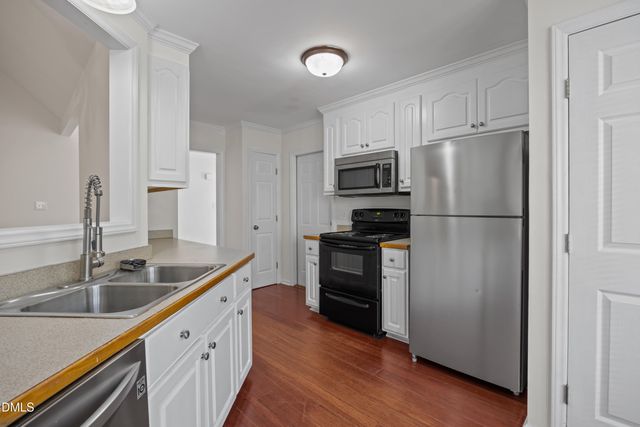102 Ashton Court, Clayton, NC 27527