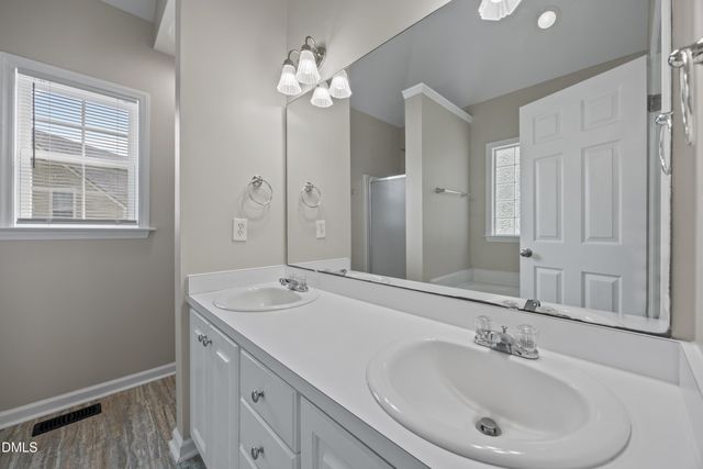 102 Ashton Court, Clayton, NC 27527