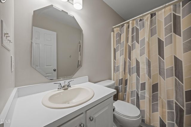 102 Ashton Court, Clayton, NC 27527