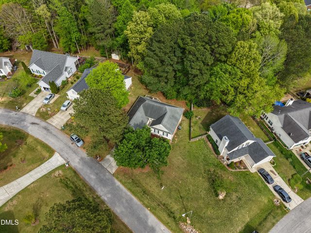 102 Ashton Court, Clayton, NC 27527