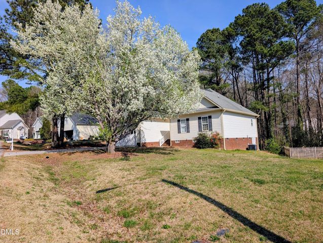 102 Ashton Court, Clayton, NC 27527