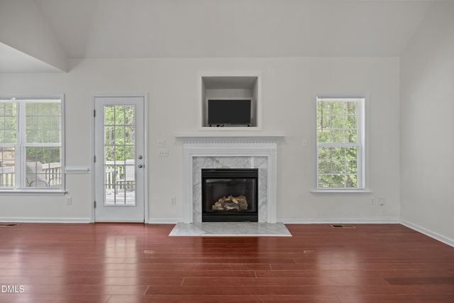 102 Ashton Court, Clayton, NC 27527