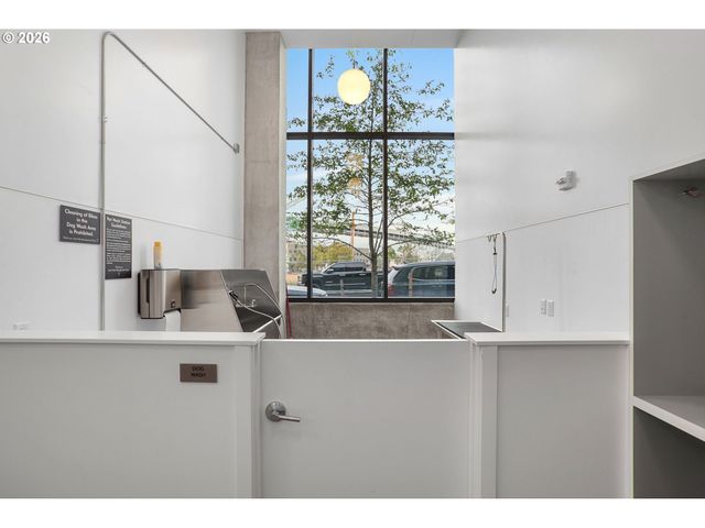 1150 Nw QUIMBY St 702, Portland, OR 97209