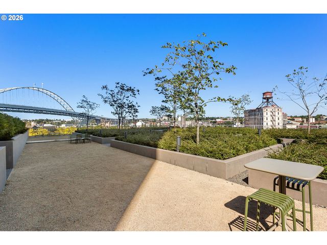 1150 Nw QUIMBY St 702, Portland, OR 97209