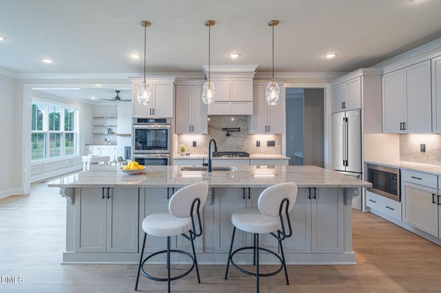 3220 Oakridge River Road, Fuquay Varina, NC 27526
